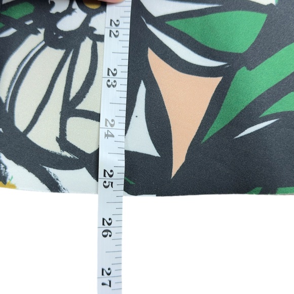 H&M Floral Neoprene Skirt - Picture 7 of 12